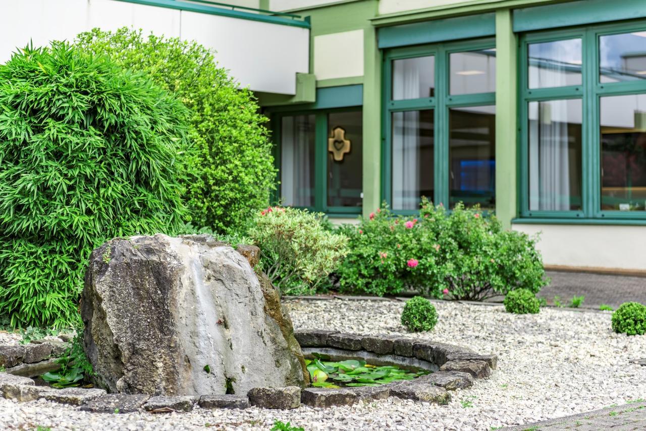 Kloster Neustadt Neustadt an der Weinstraße Екстериор снимка